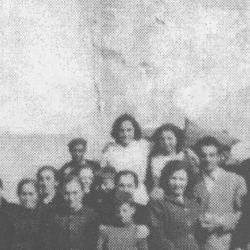 Grupo de gente de Torrubia de Soria, foto antigua